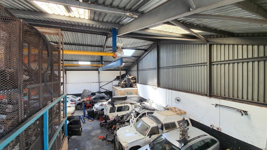 To Let commercial Property for Rent in Parow East Western Cape
